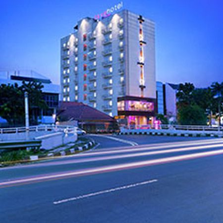 Favehotel Tanah Abang - Cideng Jakarta Exteriör bild