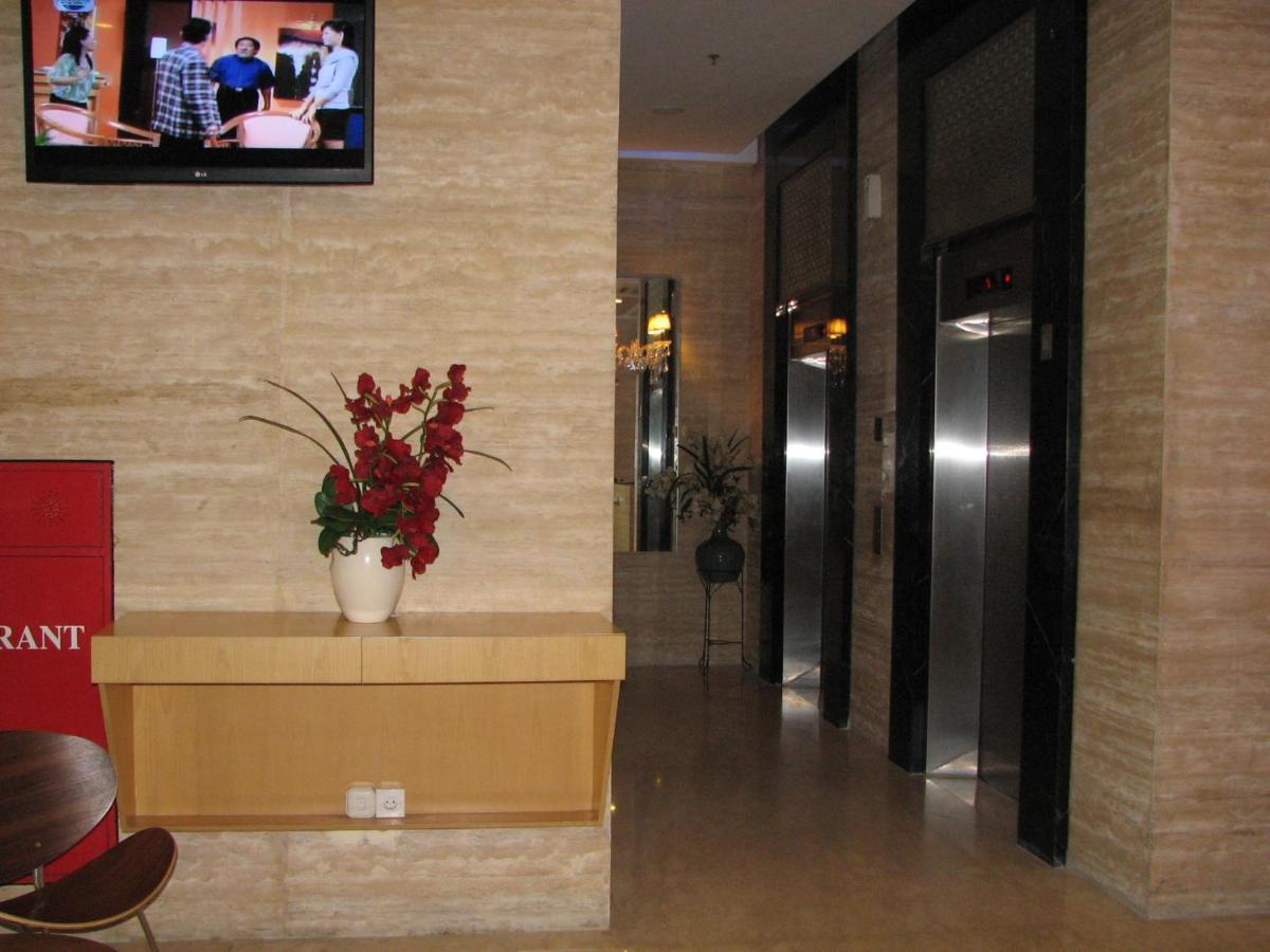 Favehotel Tanah Abang - Cideng Jakarta Exteriör bild